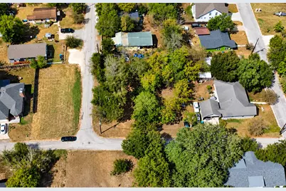 917 Proctor Street, Lockhart, TX 78644 - Photo 8