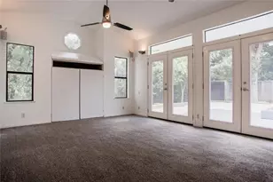 5139 Meadow Creek Dr, Austin, TX 78745 - Photo 26