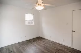 5139 Meadow Creek Dr, Austin, TX 78745 - Photo 28