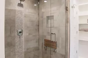 5139 Meadow Creek Dr, Austin, TX 78745 - Photo 24