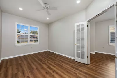 105 Lubbock Drive, Georgetown, TX 78633 - Photo 10