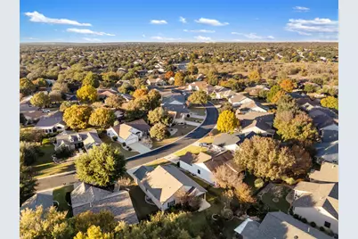 105 Lubbock Drive, Georgetown, TX 78633 - Photo 38