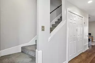 1221 W Hopkins St, San Marcos, TX 78666 - Photo 6