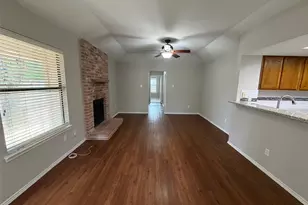 8009 Tuscarora Trail, Austin, TX 78729 - Photo 4