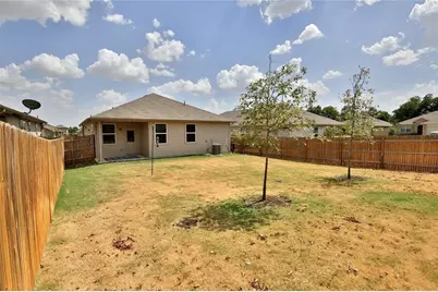 110 Mooncoin Drive, Georgetown, TX 78626 - Photo 24