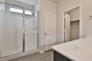 110 Mooncoin Dr, Georgetown, TX 78626 - Photo 4