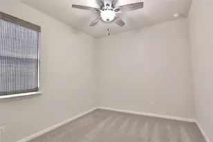 110 Mooncoin Dr, Georgetown, TX 78626 - Photo 22