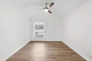 10403 Pinehurst Dr, Austin, TX 78747 - Photo 16