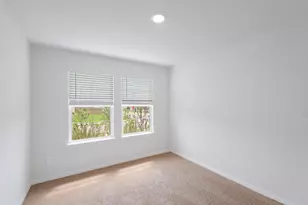 205 Bethpage Dr, San Marcos, TX 78666 - Photo 4