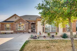 1301 Autumn Sage Way, Pflugerville, TX 78660 - Photo 4