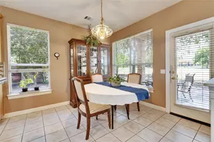 10608 Portrush Ct, Austin, TX 78747 - Photo 8