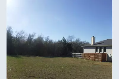 317 Gettysburg Loop, Elgin, TX 78621 - Photo 14
