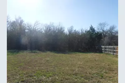 317 Gettysburg Loop, Elgin, TX 78621 - Photo 8