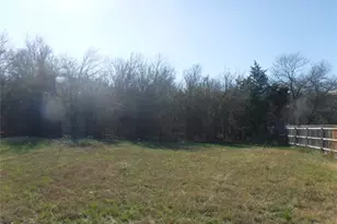 317 Gettysburg Loop, Elgin, TX 78621 - Photo 8