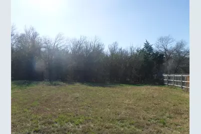 317 Gettysburg Loop, Elgin, TX 78621 - Photo 8