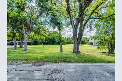 301 Railroad Street, Buda, TX 78610 - Photo 4