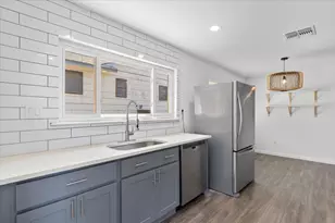 9404 Meadow Vale, Austin, TX 78758 - Photo 16
