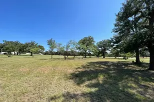 550 W Morning Dew Dr, Round Mountain, TX 78663 - Photo 1