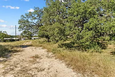 1314 Greenlawn Parkway, Blanco, TX 78606 - Photo 2