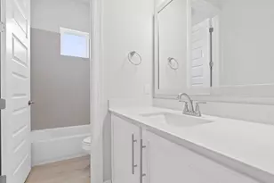 102 Majestic Arroyo Way, Lakeway, TX 78738 - Photo 16