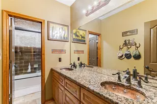 106 Deep Lake Dr, Liberty Hill, TX 78642 - Photo 14
