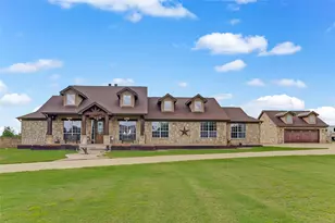 106 Deep Lake Dr, Liberty Hill, TX 78642 - Photo 2