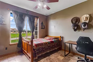 106 Deep Lake Dr, Liberty Hill, TX 78642 - Photo 12