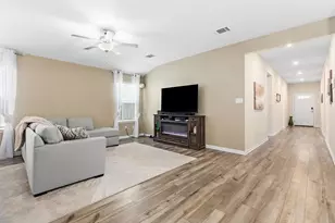 934 Main St, Hutto, TX 78634 - Photo 18