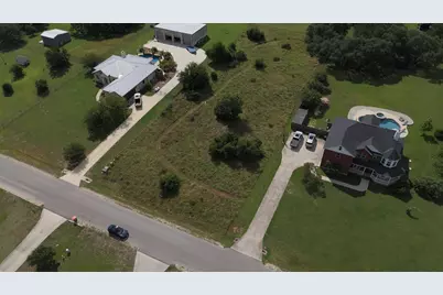 2300 Granada Hills, New Braunfels, TX 78132 - Photo 2