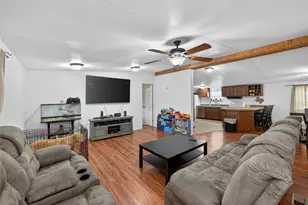 243 Highline Dr, Bastrop, TX 78602 - Photo 6
