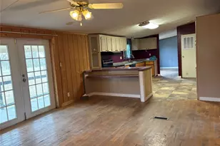 120 Boxwood Dr, Bastrop, TX 78602 - Photo 4