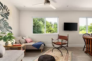 1208 Enfield Rd, Austin, TX 78703 - Photo 2