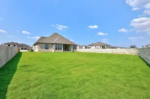 502 Irvine Cir, Liberty Hill, TX 78642 - Photo 32