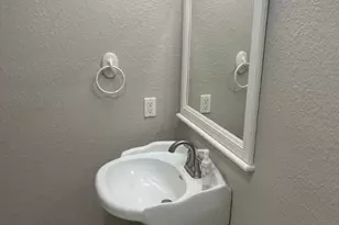 300 Evergreen St, Burnet, TX 78611 - Photo 20