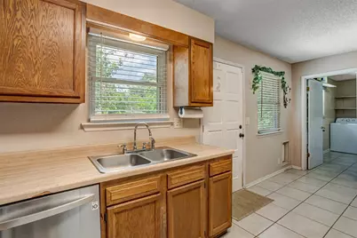 1113 Ash Drive, Marble Falls, TX 78654 - Photo 4