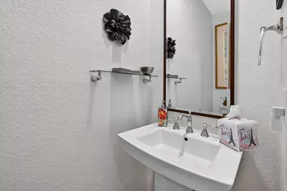 262 E Ridgewood Road, Georgetown, TX 78633 - Photo 22