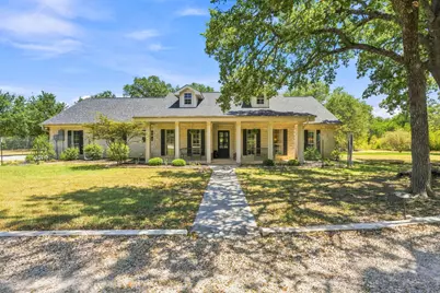 262 E Ridgewood Road, Georgetown, TX 78633 - Photo 2
