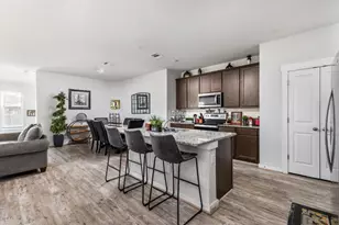 126 Balsam St, Hutto, TX 78634 - Photo 10