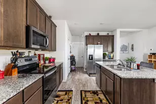 126 Balsam St, Hutto, TX 78634 - Photo 14