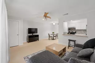 7920 Rockwood Ln, Austin, TX 78757 - Photo 4
