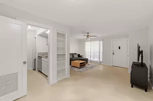 7920 Rockwood Ln, Austin, TX 78757 - Photo 4