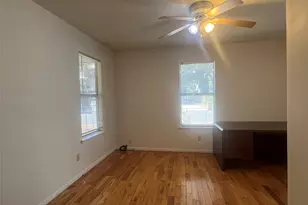 1710 Holly St, Austin, TX 78702 - Photo 10