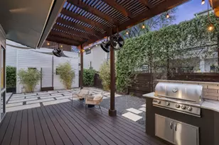 1605 Willow St, Austin, TX 78702 - Photo 32