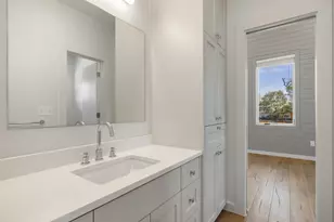 1605 Willow St, Austin, TX 78702 - Photo 16