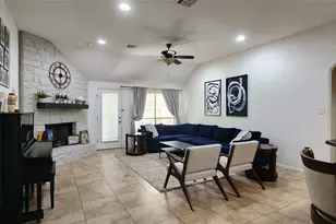 11709 Via Grande Dr, Austin, TX 78739 - Photo 4