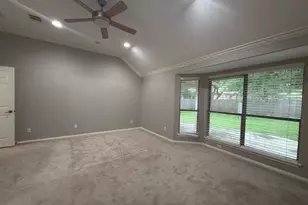 11709 Via Grande Dr, Austin, TX 78739 - Photo 10