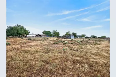 1205 W Haynie Street, Llano, TX 78643 - Photo 34