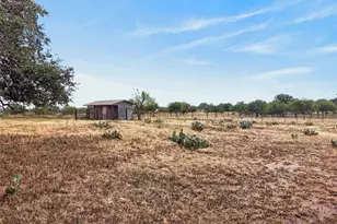 1205 W Haynie St, Llano, TX 78643 - Photo 32