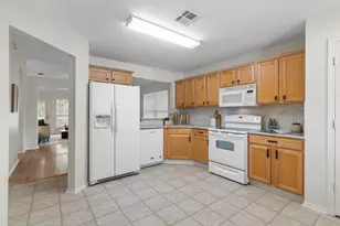 207 Antietam Dr, Elgin, TX 78621 - Photo 10