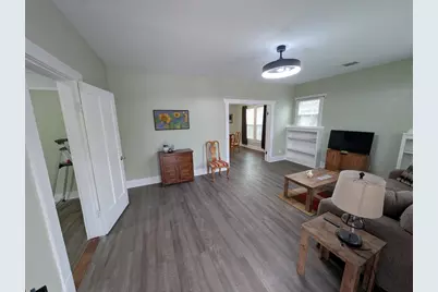 743 S Blanco Street S, Lockhart, TX 78644 - Photo 2